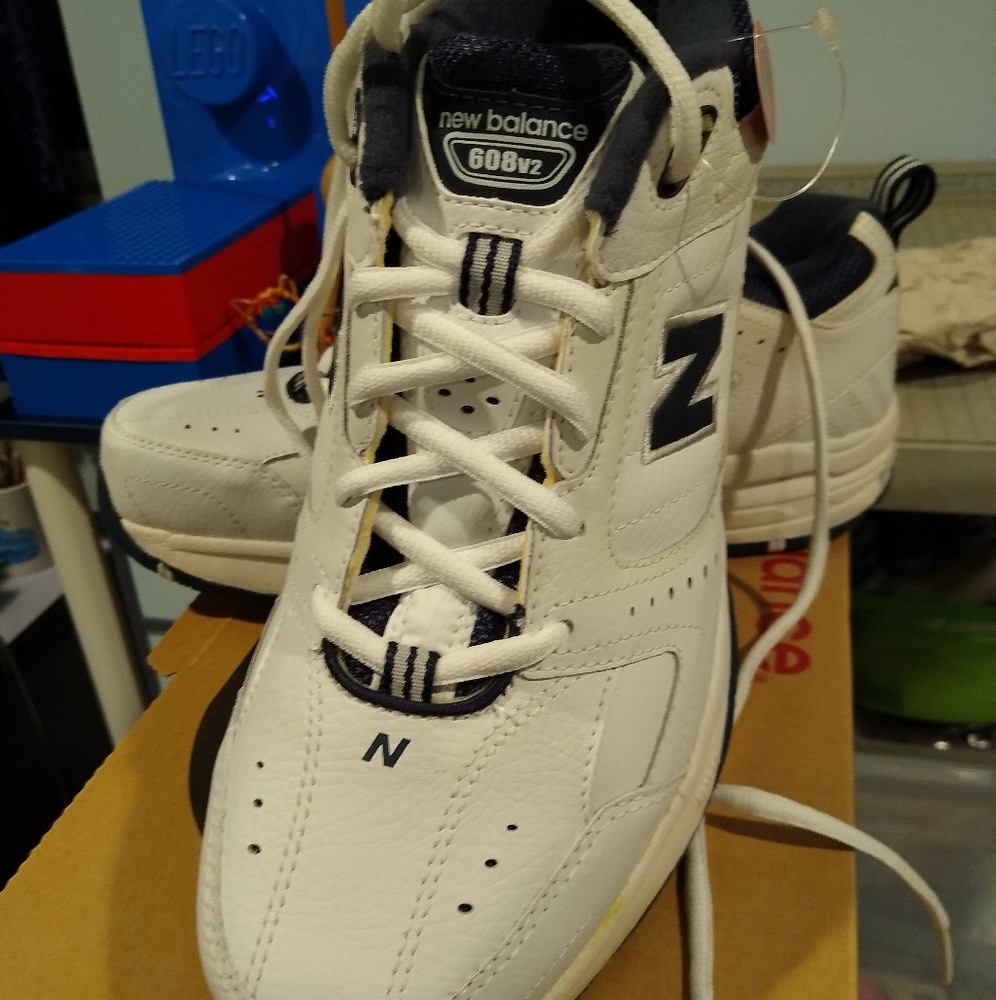 New Balance MX608V2W sneakers